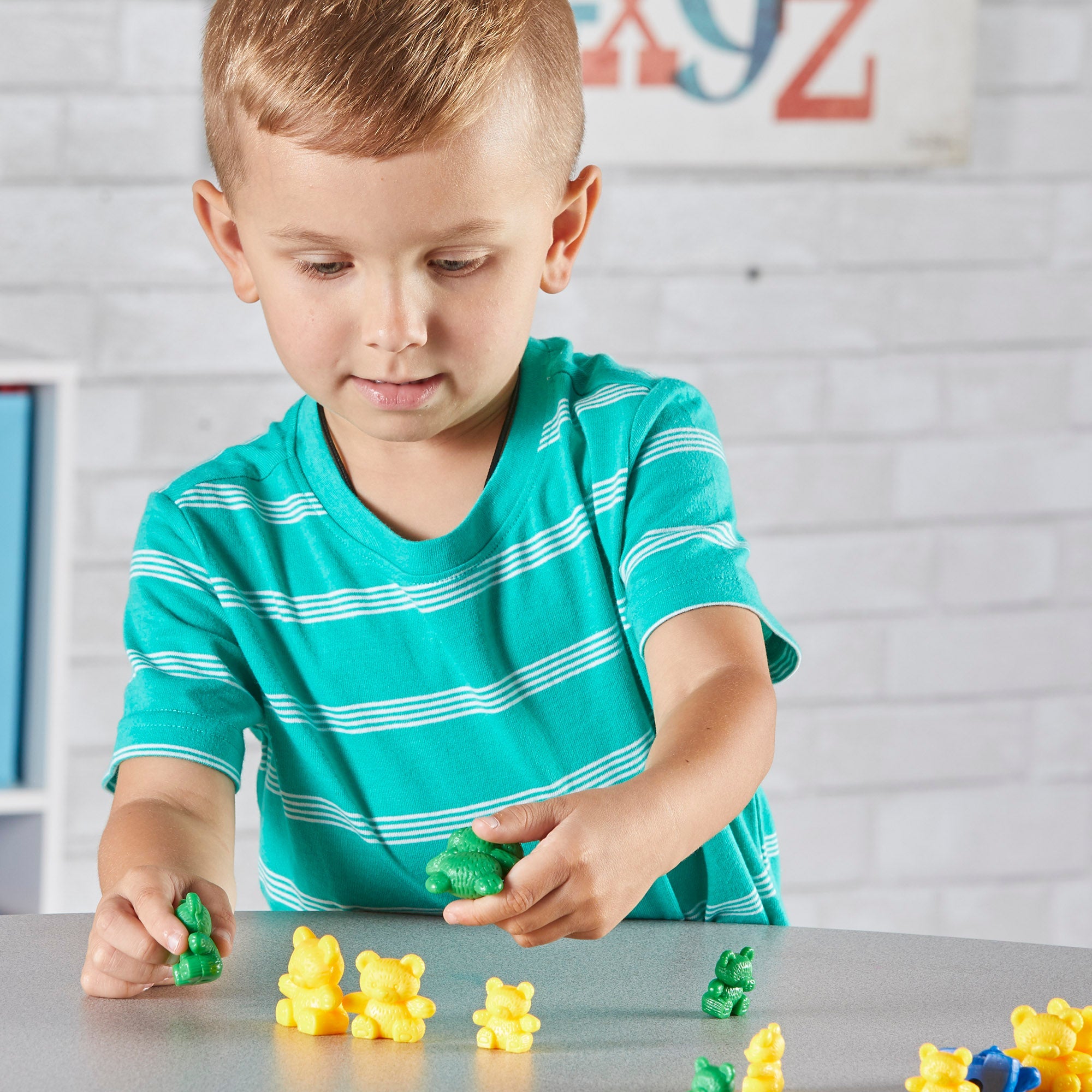 Three Bear Family® Counters (Set of 96)