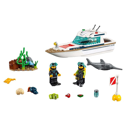 LEGO City Diving Yacht Deep Sea Boat Set 60221 with divers, shark, and underwater treasures.