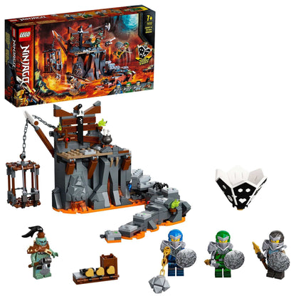 LEGO NINJAGO Journey to the Skull Dungeons Set 71717 featuring ninja figures and dungeon playset