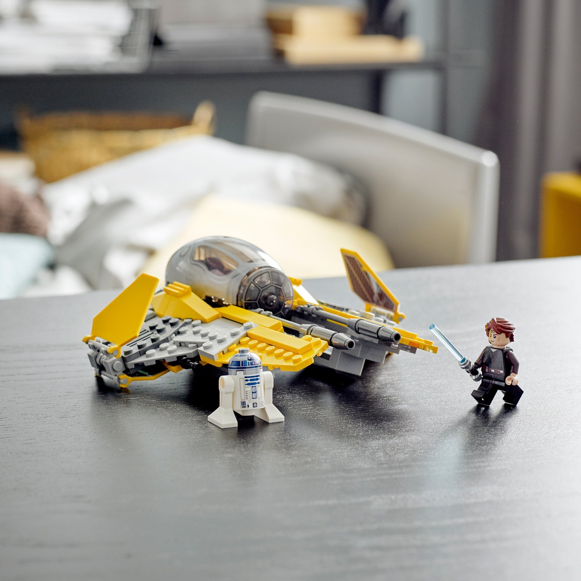 LEGO® Star Wars Anakin's Jedi Interceptor 75281