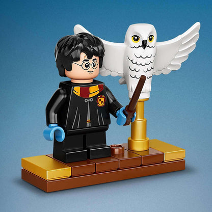 LEGO® Harry Potter Hedwig display set featuring Harry with wand and Hedwig the owl on a decorative base.