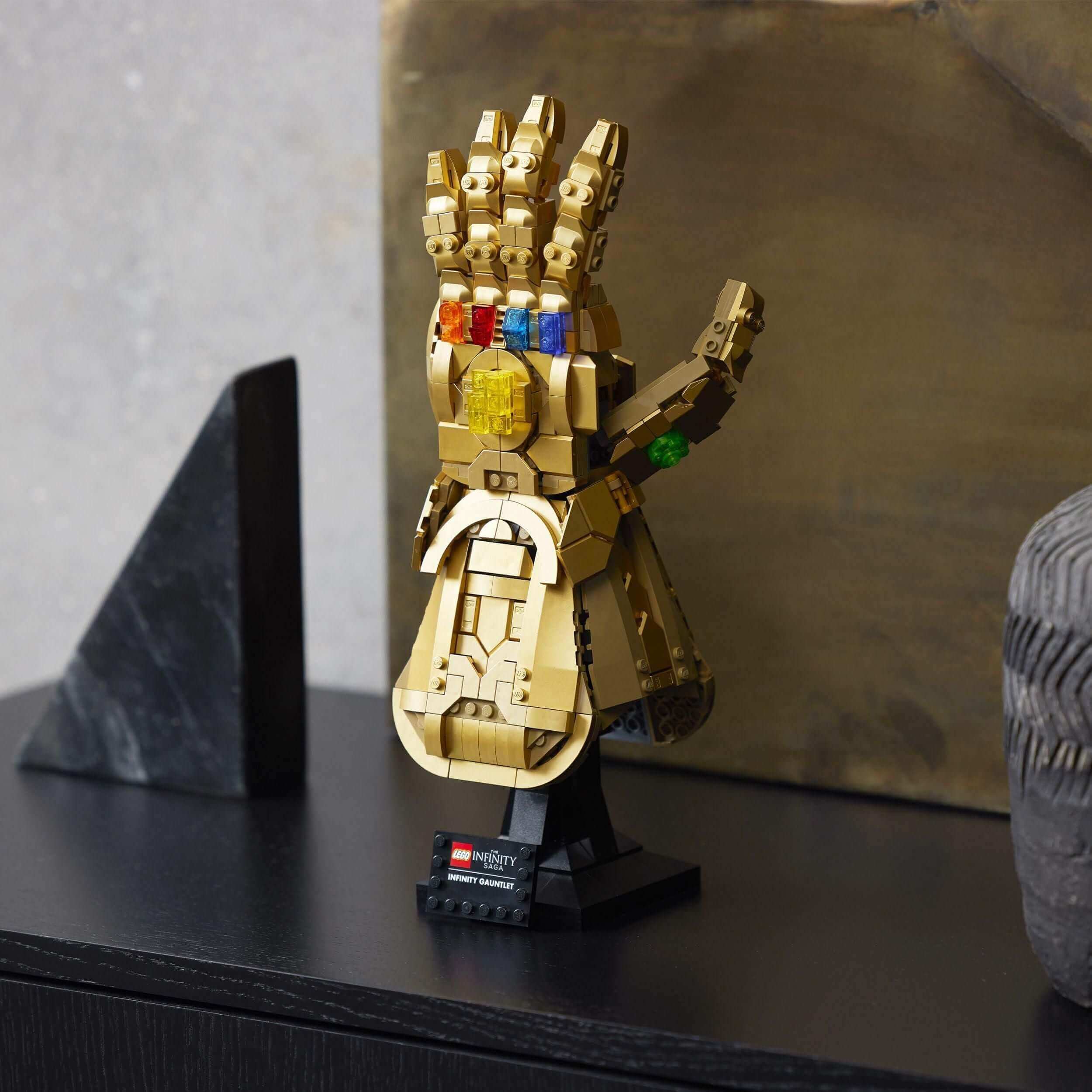 LEGO Marvel Infinity Gauntlet Thanos Set 76191 with 6 Infinity Stones, perfect for Marvel fans and collectors.