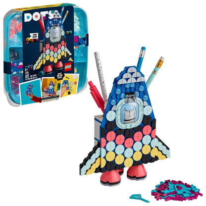 LEGO DOTS Pencil Holder Craft Set 41936 designed like a rocket, featuring colorful tiles and space for pens and pencils.