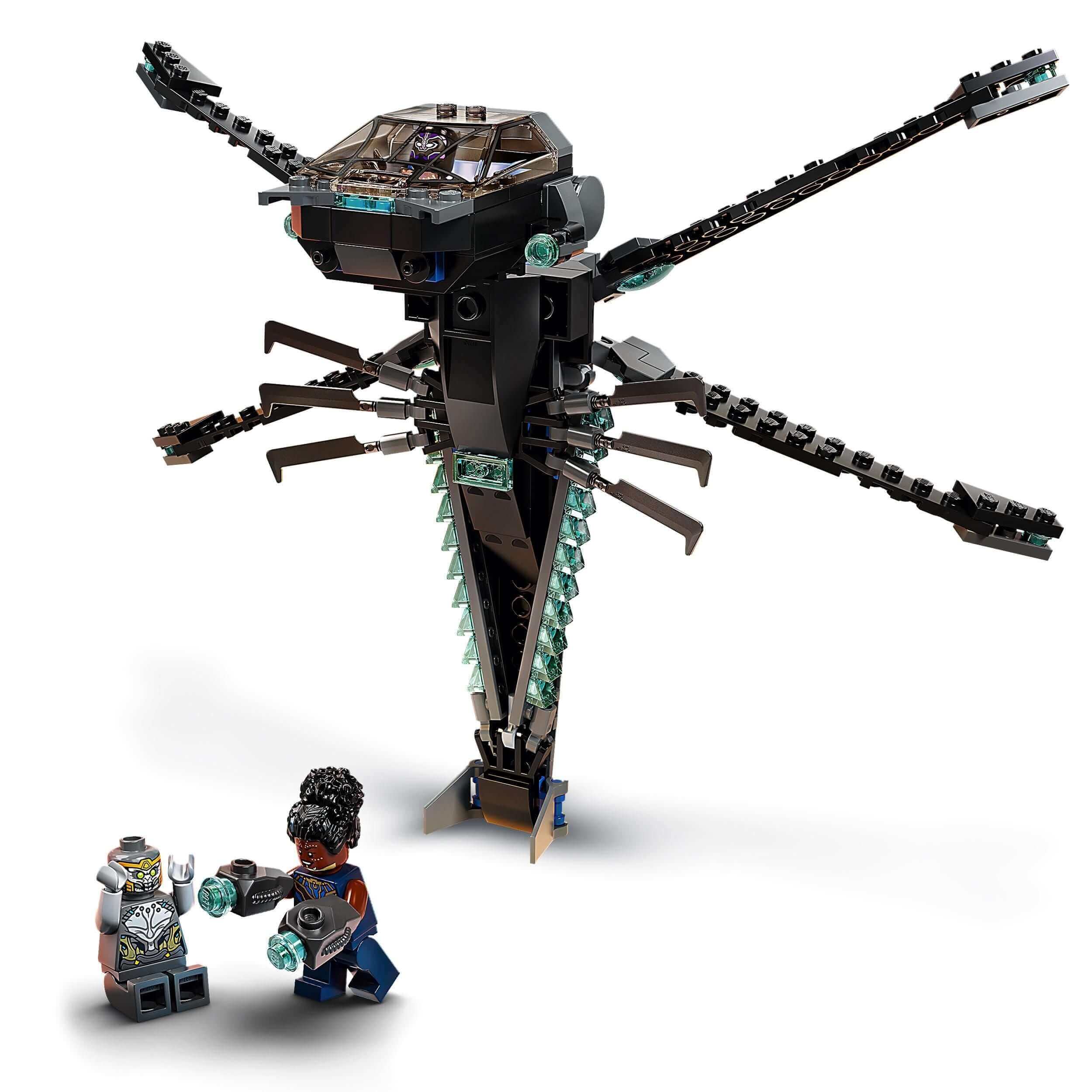 LEGO Marvel Black Panther Dragon Flyer Set 76186 features iconic aircraft and superhero minifigures from Avengers: Endgame.