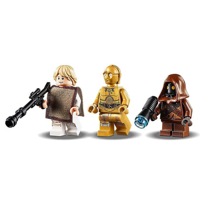 LEGO® Star Wars Luke Skywalker with C-3PO and Jawa minifigures, ideal for imaginative play in the Tatooine desert.