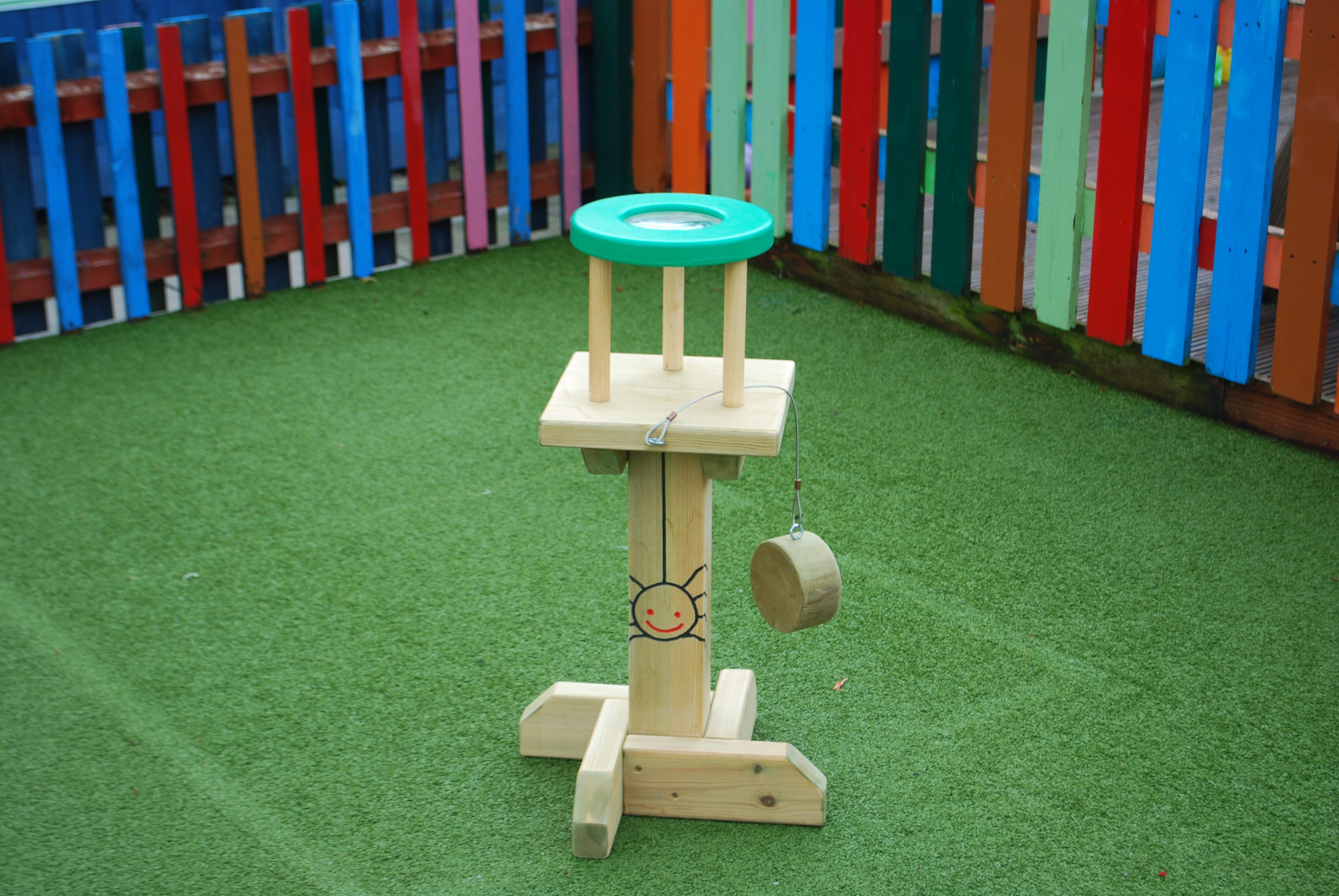 Outdoor Magnifying Table