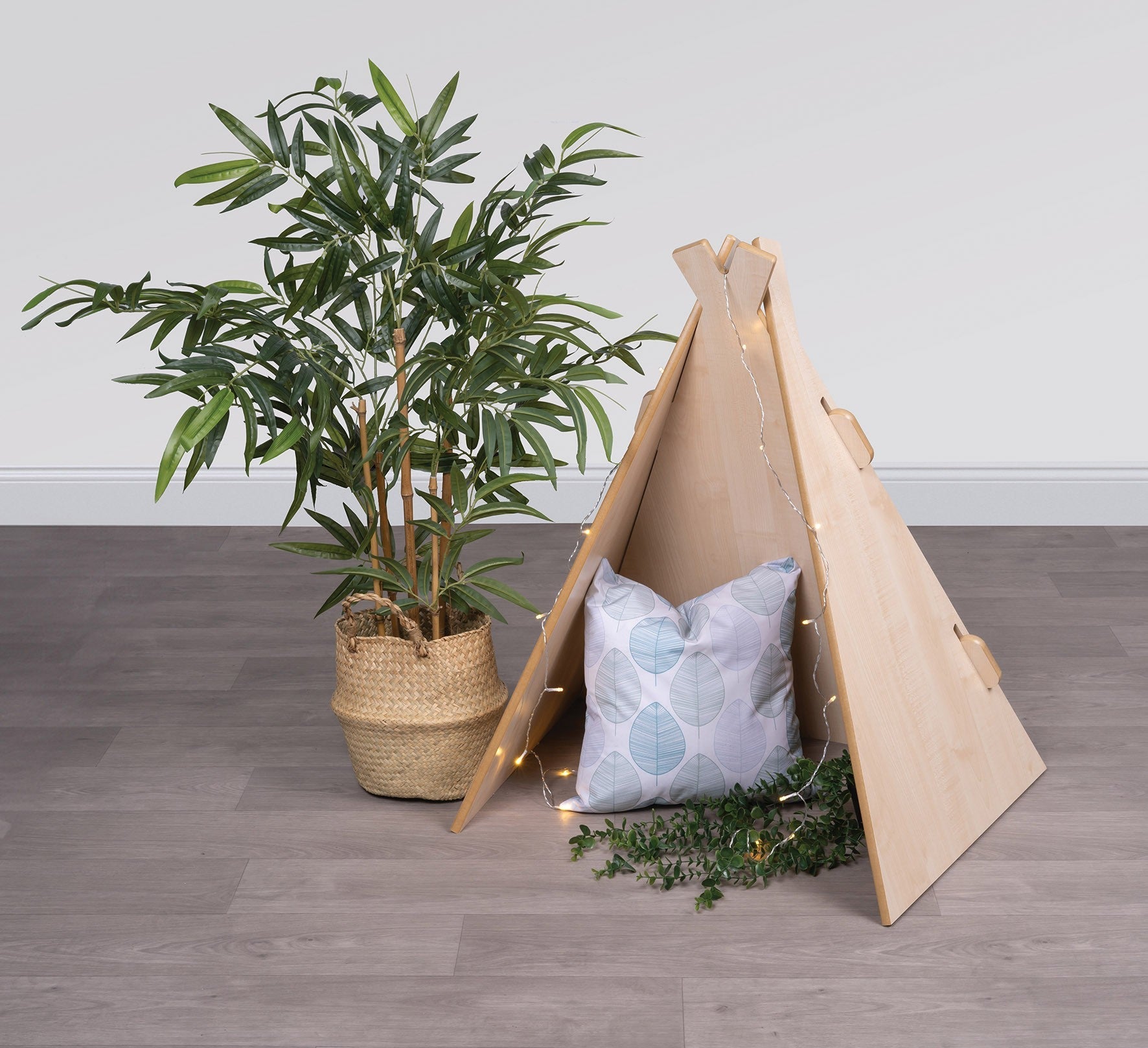 Under 2s Teepee (Maple)