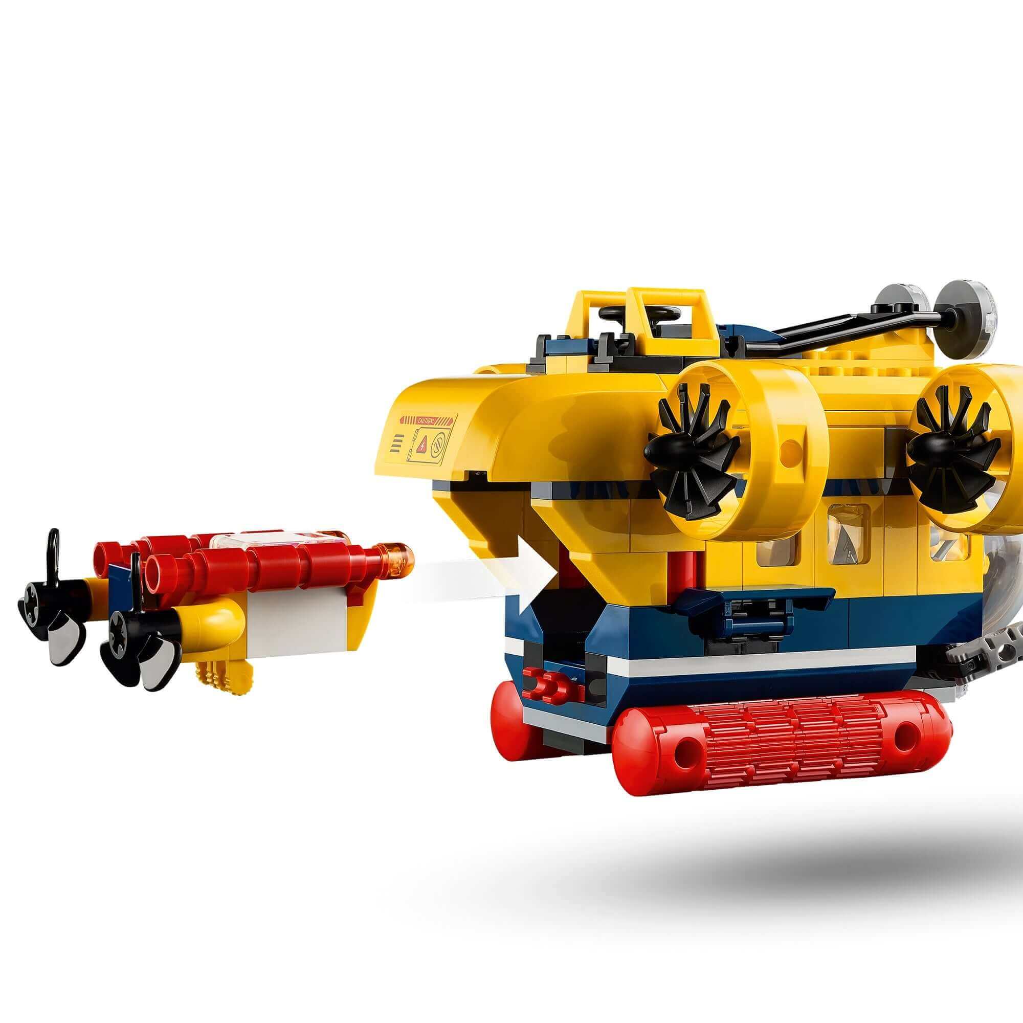 LEGO® City Ocean Exploration Submarine Sea Set 60264 with submarine and ROV for kids' sea adventure play.