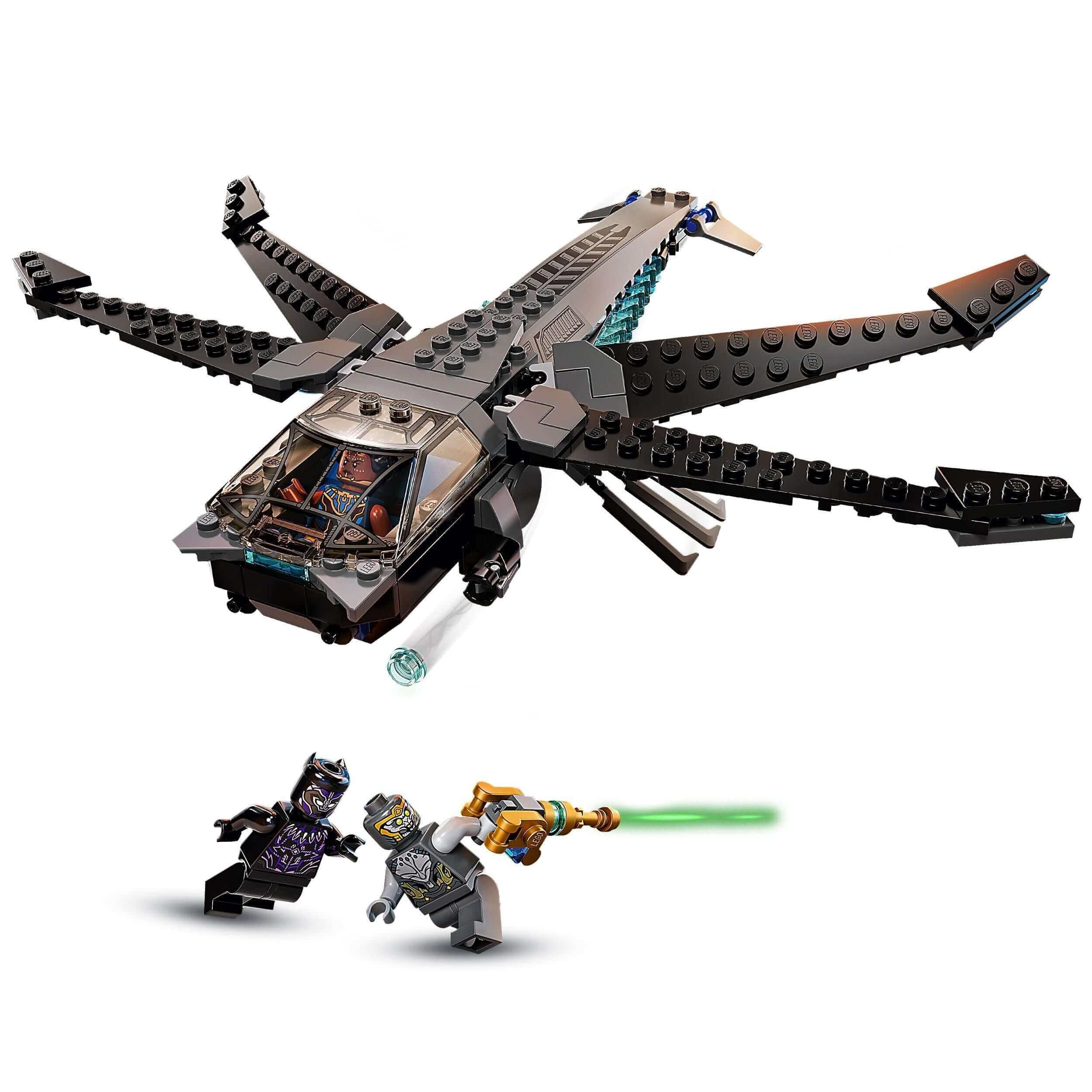 LEGO Marvel Black Panther Dragon Flyer Set 76186 with superhero figures in action from Avengers: Endgame.